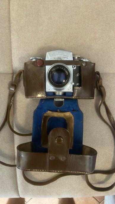 Exakta Varex II a + Carl Zeiss Jena - Biotar 2/58mm - Analogue camera