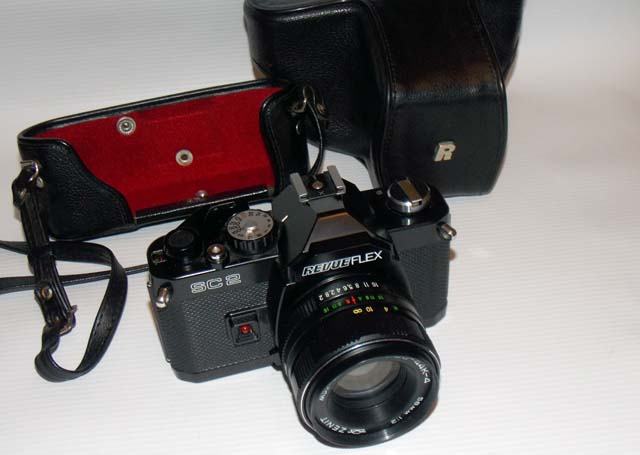 Fotoaparat Revue Flex SC2 (Chinon CE4) + Objektiv Helios 44K-4