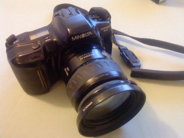 Appareil Photo Minolta Dynax 3xi - Argentique 35mm, Occasion Fonctionnel, Quelques Marques