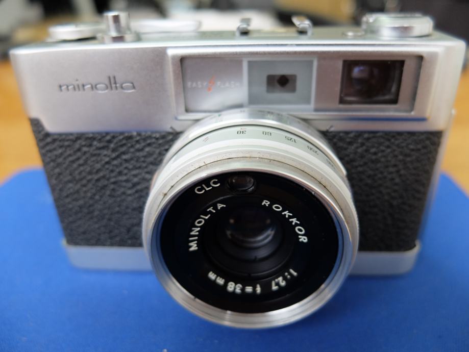 Prodajem Fotoapparat  Minolta AL-F sa objektivom Rokkor 1:2.7 f=38mm