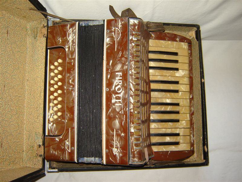 Harmonika Firotti 1930.