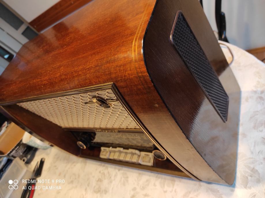 Stari radio LOEWE OPTA 1735W, UKW, 1956. g. potpuno ispravan