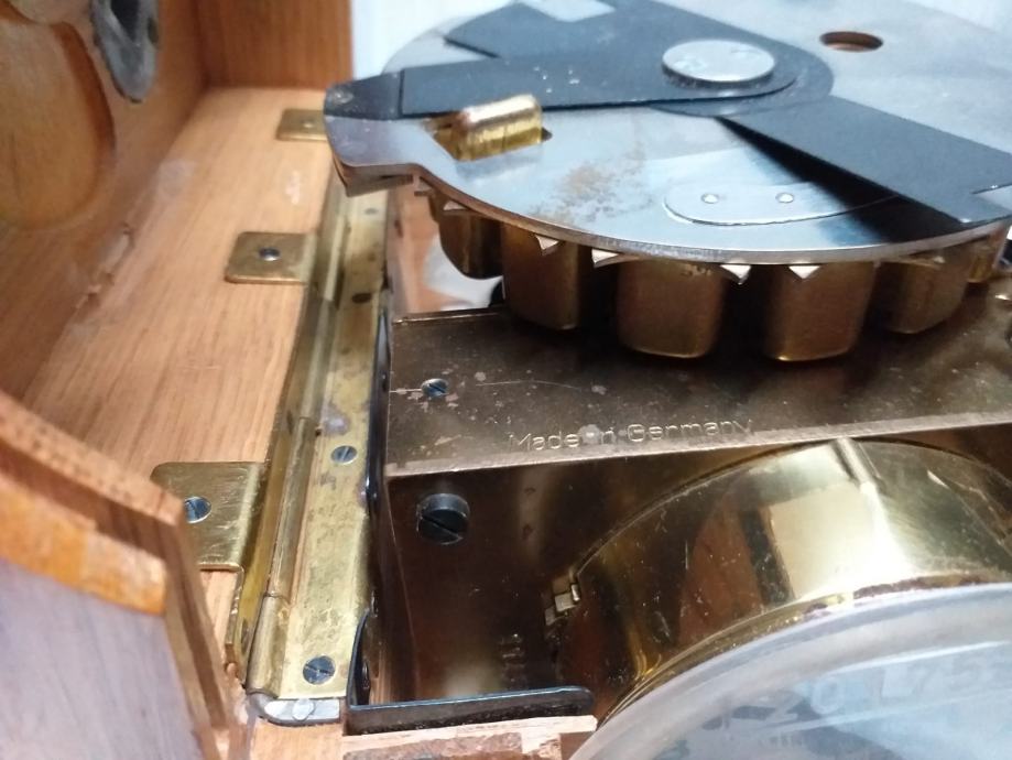 TOULET EXCELSIOR PIGEON CLOCK sat za trku golubova