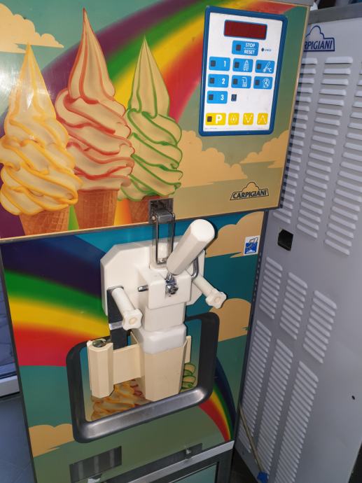 sladoledni parat stroj za točeni sladoled RAINBOW CARPIGIANI