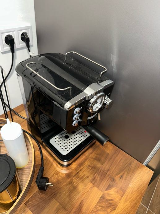 APARAT ZA KAVU ESPRESSO DELUXE NOIR DELIMANO