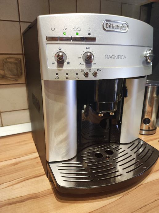 Delonghi Magnifica 3200S