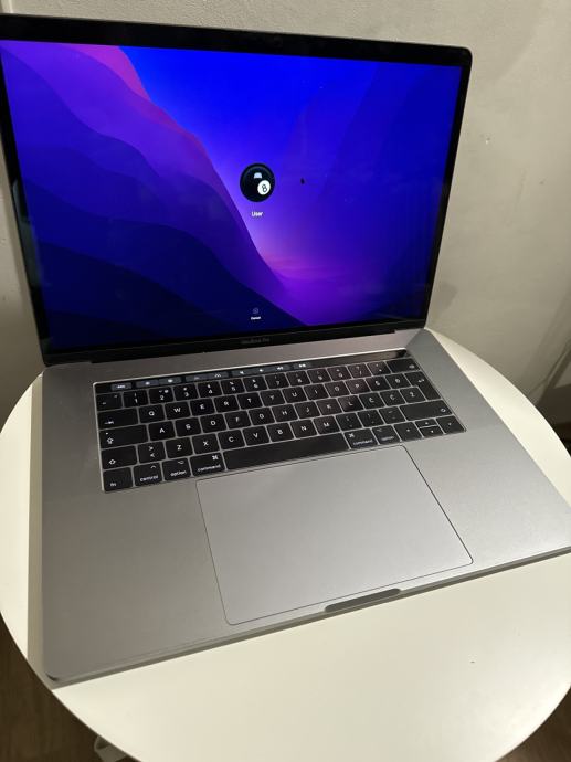 Macbook Pro 15” 2016