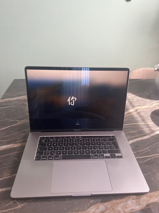 MacBook Pro 16-inch i7 2.6 GHz 6-core 16GB 512GB – Space Grey