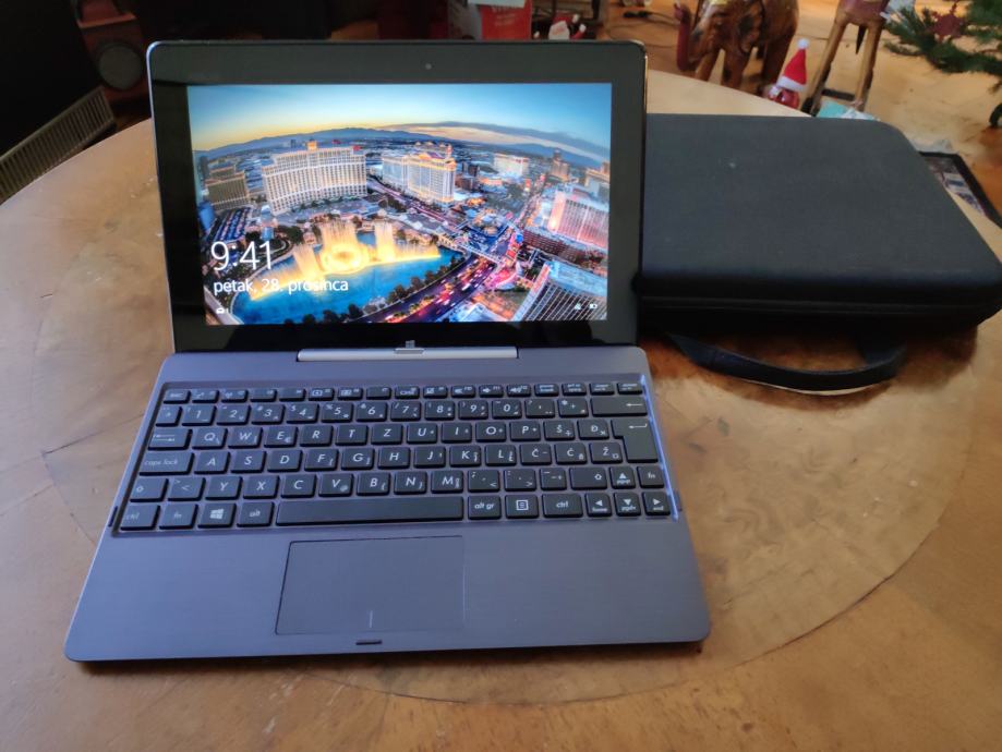 Asus Transformer T100 TA tablet/laptop