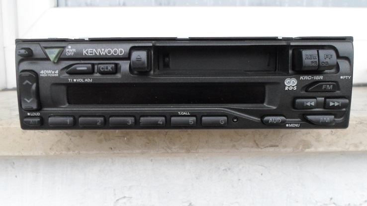Autoradio kasetofon KENWOOD KRC-15R,40W X 4,1991.g..