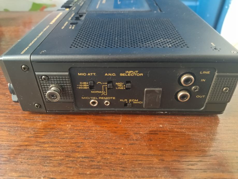 MARANTZ PMD222 3 head varispeed cassette recorder