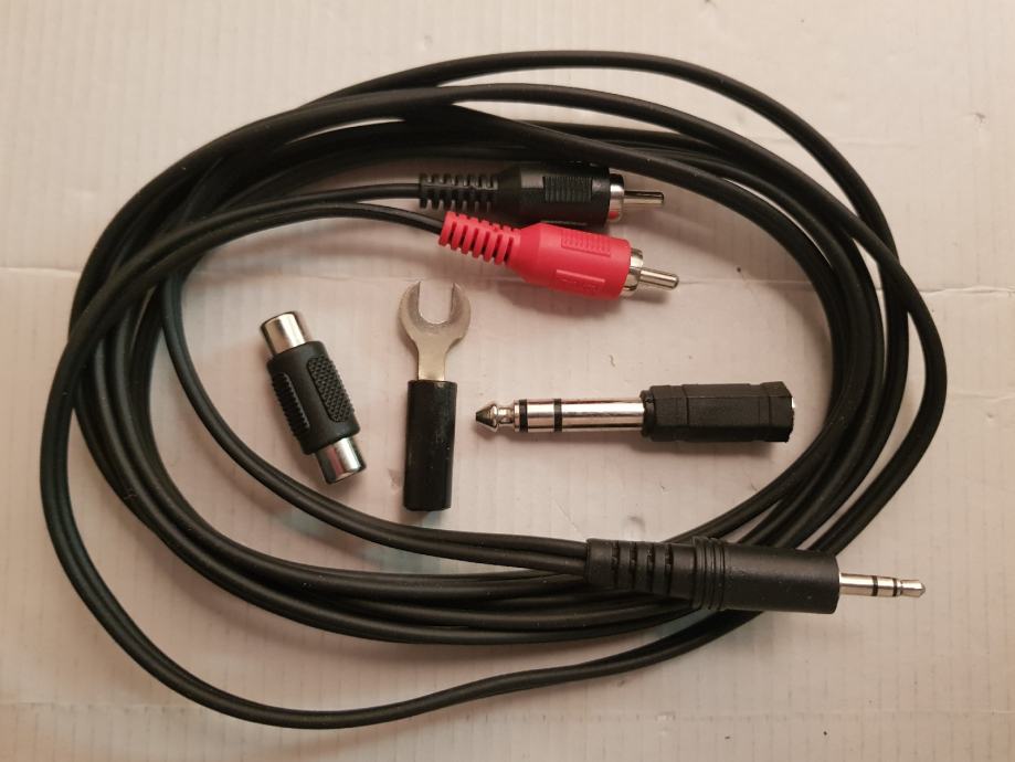Set audio adaptera + kabel 3.5mm na 2xRCA  2m