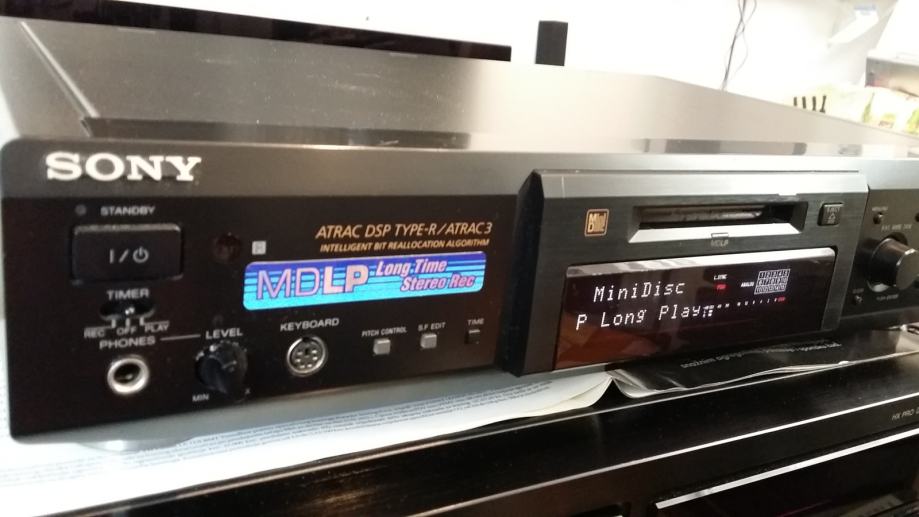 SONY MINIDISC MDSJE640, POTPUNO ISPRAVAN, ODLICAN, POVOLJNO