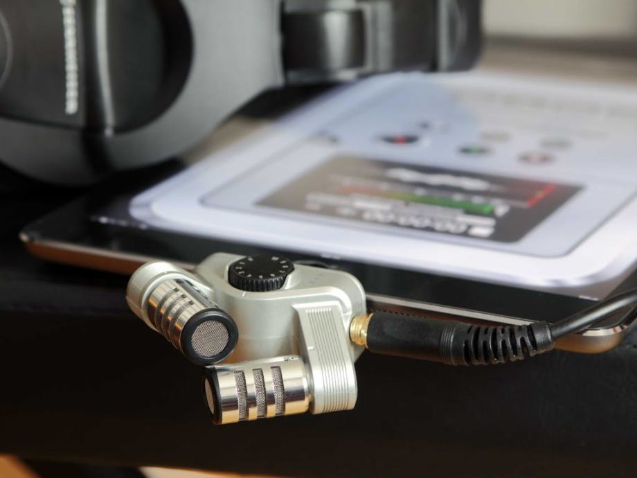 Zoom iQ6 XY stereo mikrofon za iOS uređaje lightning ipad iPhone