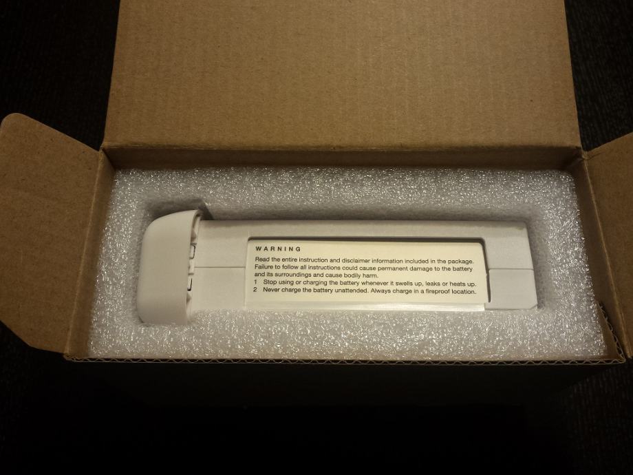 dji phantom 3 baterija