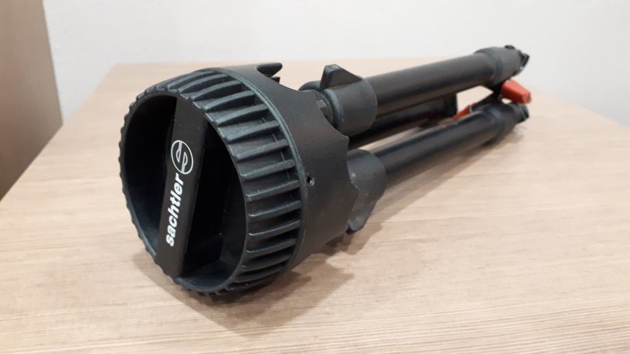Épandeur Au Sol Sachtler SP 100/150 – Pieds Réglables, Pliable – Compatible Cine 150 & Mitchell