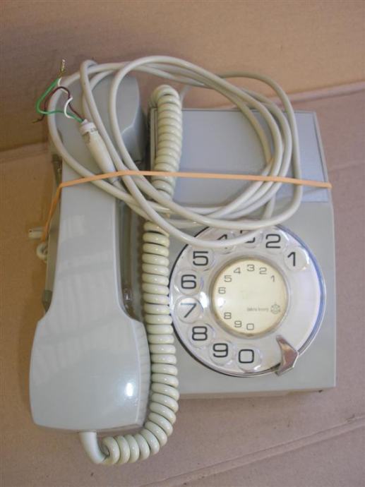 Telefon impulsni ISKRA Kranj Vintage Legenda novo