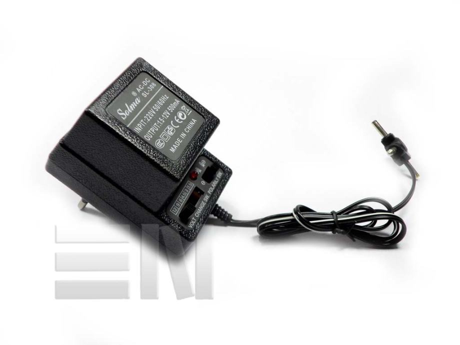 Univerzalni AC/DC adapter 1,5 V - 12 V 500mA