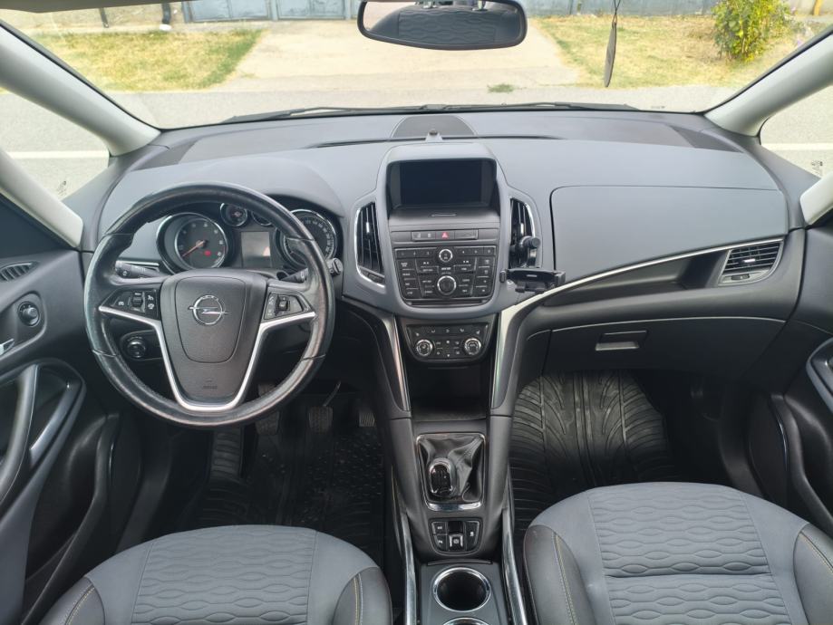 2012 Opel Zafira 2.0 CDTi Cosmo Pack, fotografija 9
