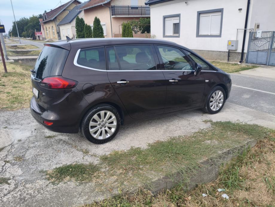 2012 Opel Zafira 2.0 CDTi Cosmo Pack, pogled izvana - slika 3