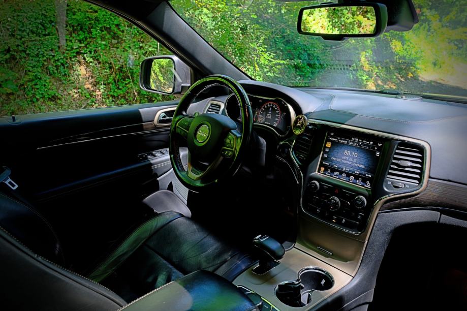 2014 Jeep Grand Cherokee 3,0 CRD Overland, fotografija 9