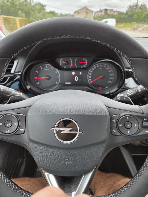 2024 Opel Corsa 1.2T Automatik 74kw 37000km Reg. do 03/27, fotografija 9