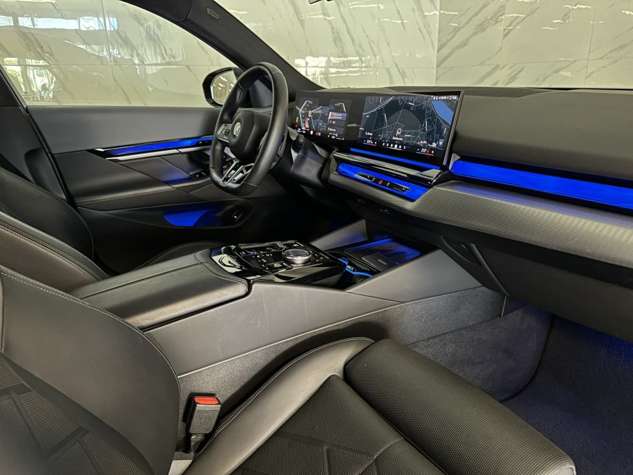 42.615€ + PDV BMW serija 5 Touring 20d|M-Pro|IconicG|Hlaj|360K|Harman|, fotografija 15