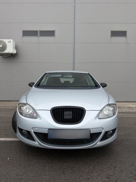 SEAT LEON 1.9 TDI *STYLANCE* *HR VOZILO* *ALU 18* *TEMPOMAT* REG 04/27, fotografija 4