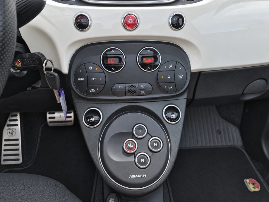 Abarth 500 C 1.4 Cabrio Turbo automatik, Navigacija, 17"alu, fotografija 20