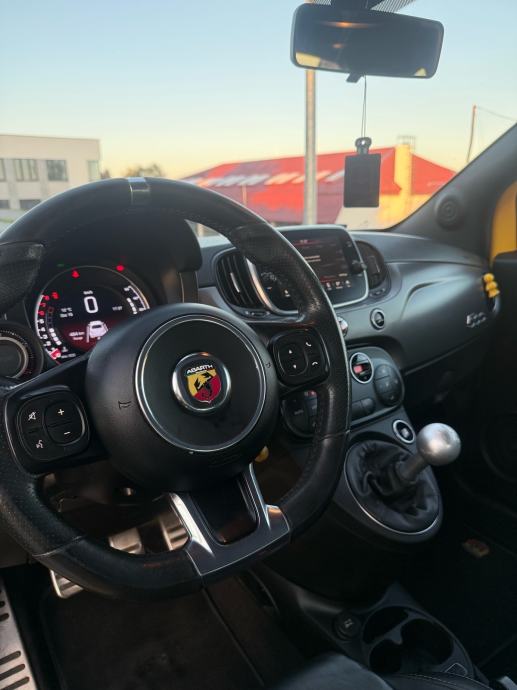 Abarth 595 Turismo 1.4 T-Jet, fotografija 12