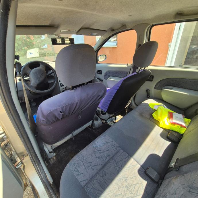 Dacia Logan 1,4 - plin, 128000km, reg. 07/27, cijena dogovor!, fotografija 6