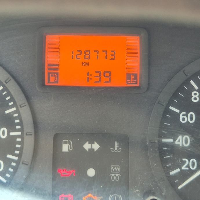 Dacia Logan 1,4 - plin, 128000km, reg. 07/27, cijena dogovor!, fotografija 8