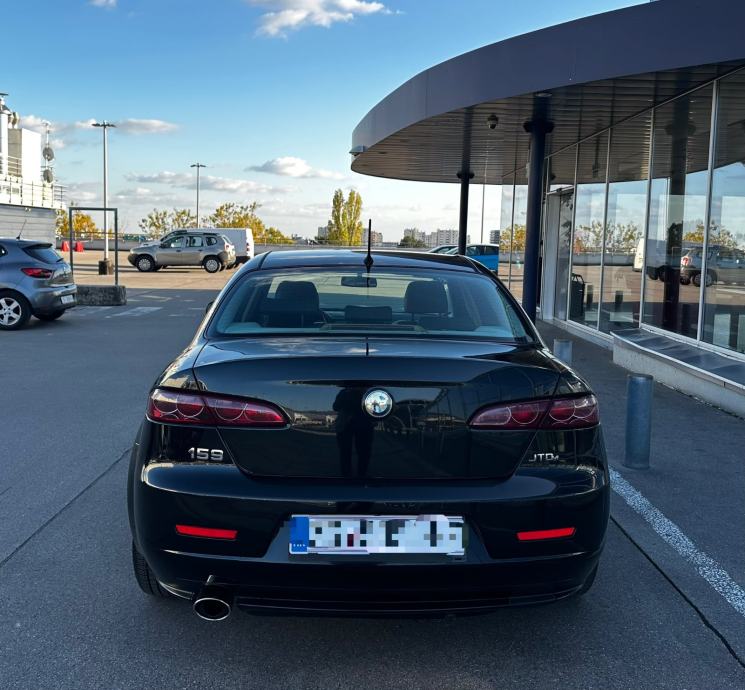 Alfa Romeo 159 1,9 JTD*Reg.04/2027*Veliki servis*Koža*Odlično stanje*, fotografija 5