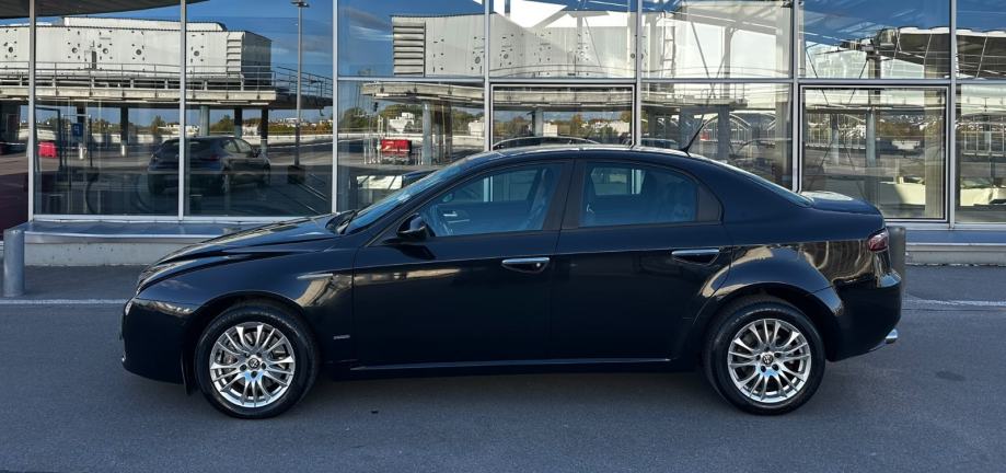 Alfa Romeo 159 1,9 JTD*Reg.04/2027*Veliki servis*Koža*Odlično stanje*, fotografija 7