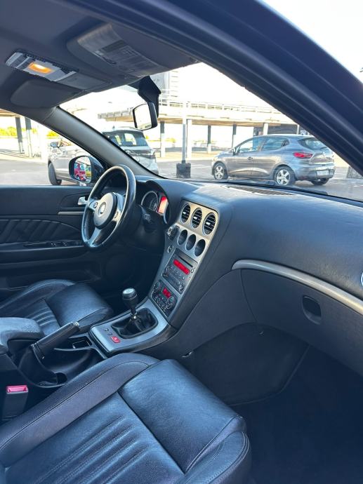 Alfa Romeo 159 1,9 JTD*Reg.04/2027*Veliki servis*Koža*Odlično stanje*, fotografija 11