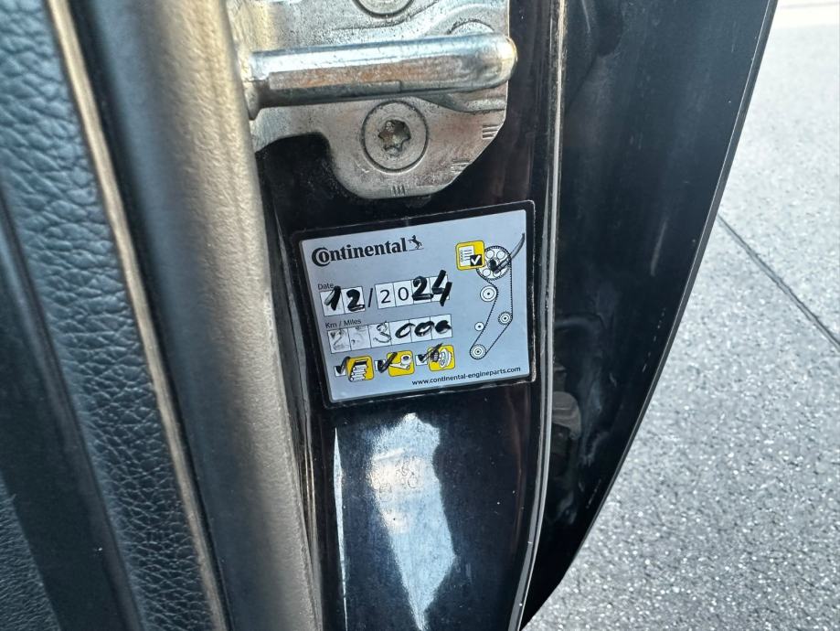Alfa Romeo 159 1,9 JTD*Reg.04/2027*Veliki servis*Koža*Odlično stanje*, fotografija 19