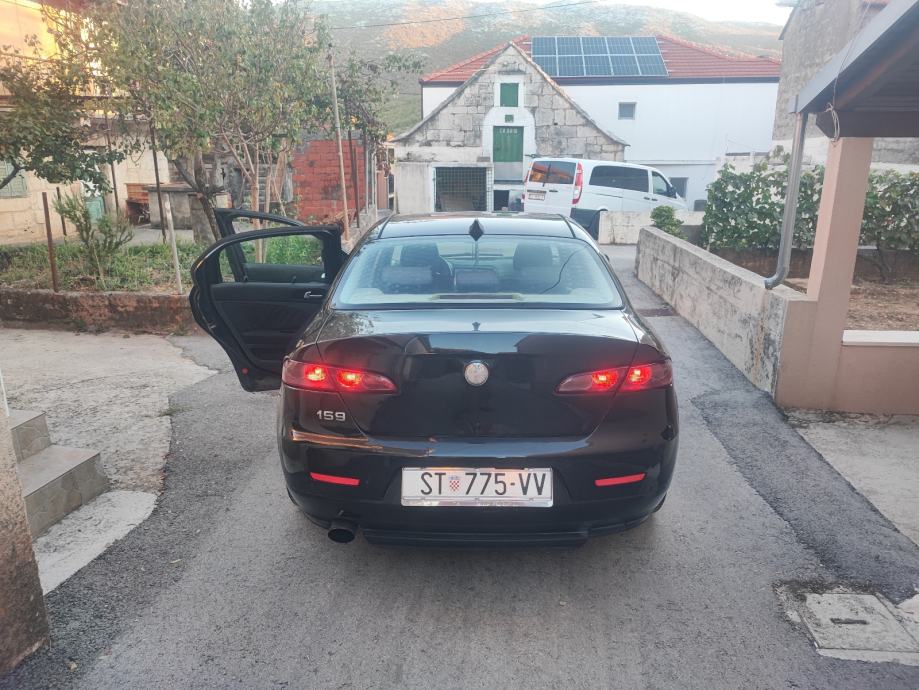 Alfa Romeo 159 1,9 JTDM, pogled izvana - slika 2