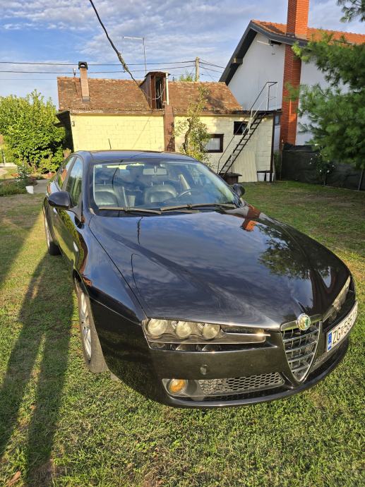 Alfa Romeo 159 1,9 JTDM, fotografija 2