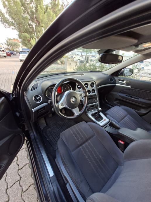 Alfa Romeo 159 SW 1,9 JTDM **AKCIJA**, fotografija 5