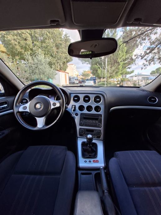 Alfa Romeo 159 SW 1,9 JTDM **AKCIJA**, fotografija 7
