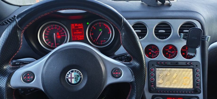 Alfa Romeo 159 SW 2,4 JTDM, fotografija 13