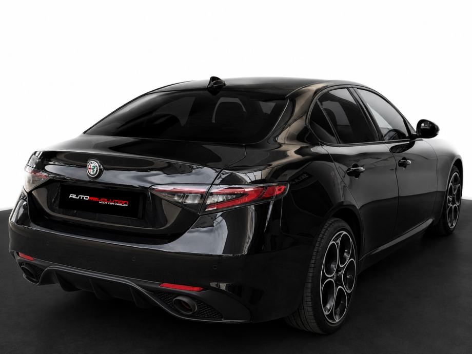 Alfa Romeo Giulia 2,0 Turbo Q4 VELOCE - TOP PRILIKA,LEAZING BEZ UČEŠĆA, fotografija 6