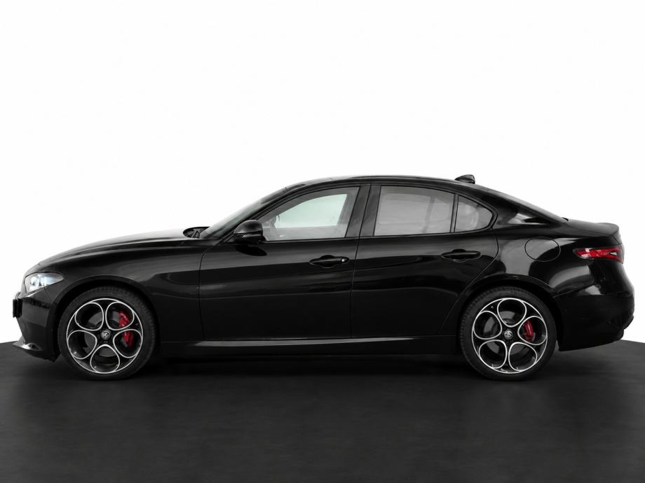 Alfa Romeo Giulia 2,0 Turbo Q4 VELOCE - TOP PRILIKA,LEAZING BEZ UČEŠĆA, fotografija 7