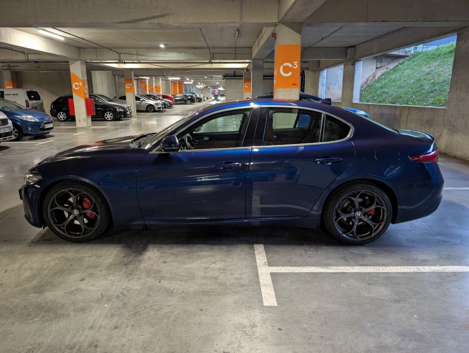 Alfa Romeo Giulia 2,2 JTD automatik, fotografija 6