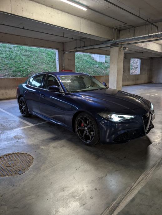 Alfa Romeo Giulia 2,2 JTD automatik, fotografija 2