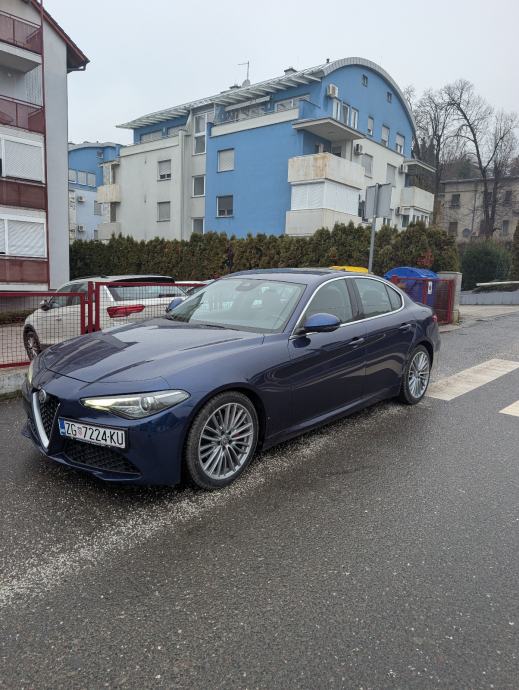 Alfa Romeo Giulia 2,2 JTD automatik, fotografija 16