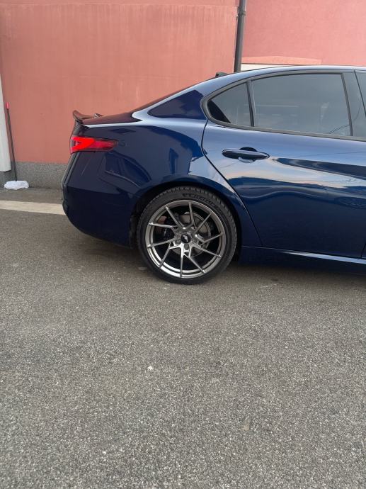 Alfa Romeo Giulia 2,2 JTD automatik, fotografija 16