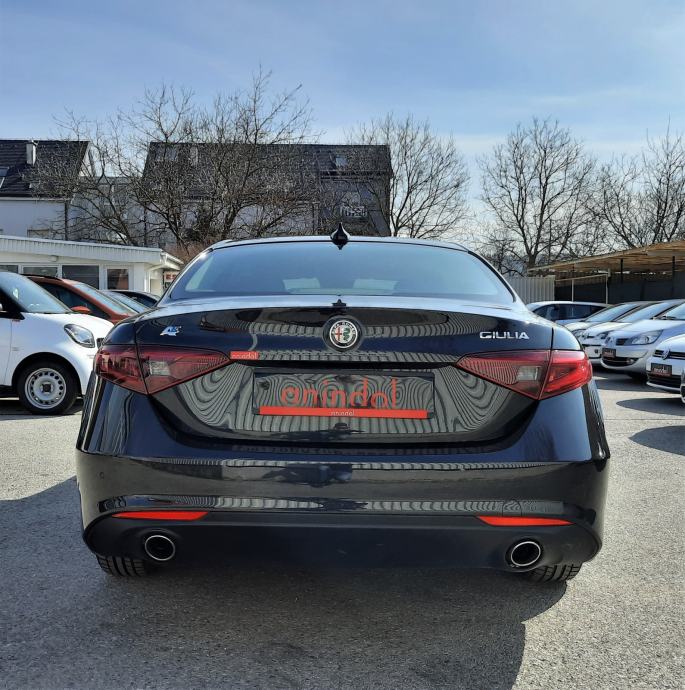 ALFA ROMEO GIULIA 2.2 JTD AT 180 KS /Anindol /PDV/ jamstvo /rata 235 ...