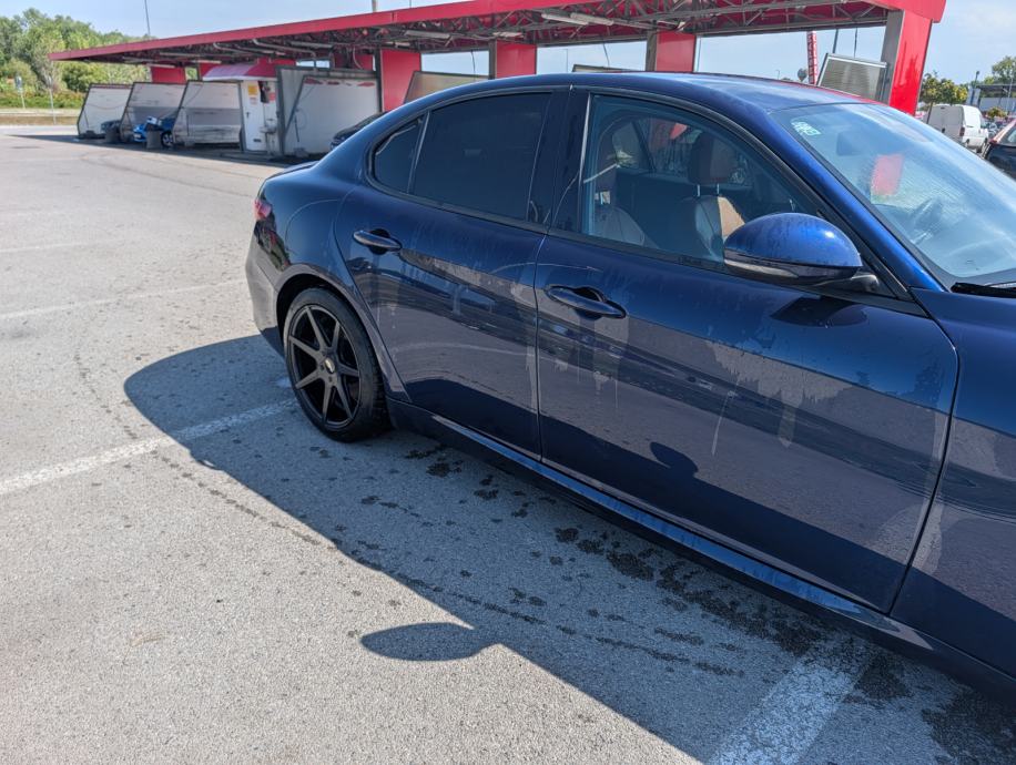 Alfa Romeo Giulia 2,2 JTD, fotografija 3