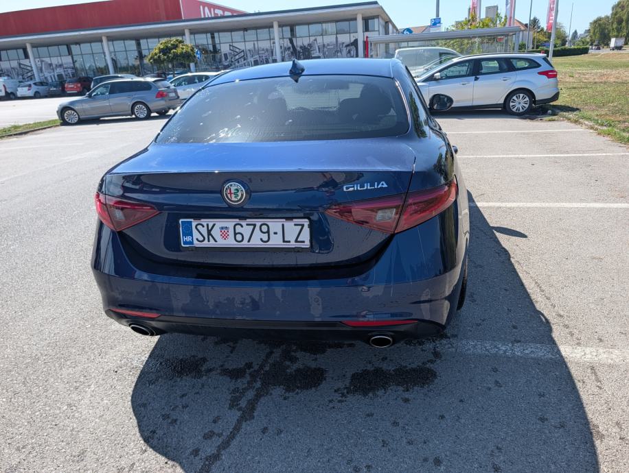 Alfa Romeo Giulia 2,2 JTD, fotografija 6